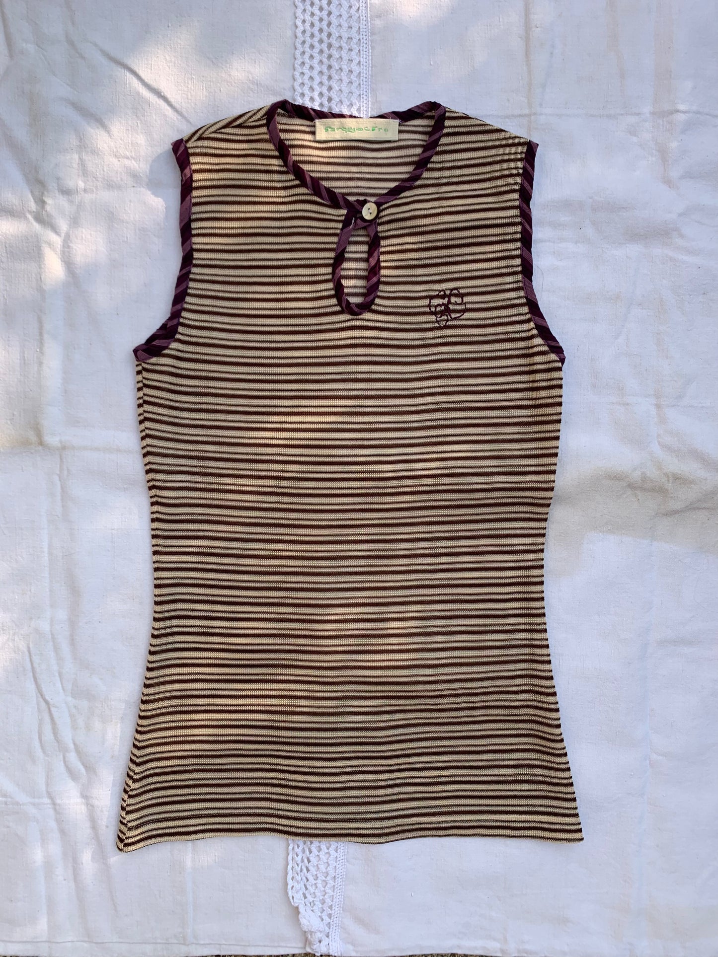 SLEEVE LESS POLO/STRIPED
(ready to ship)