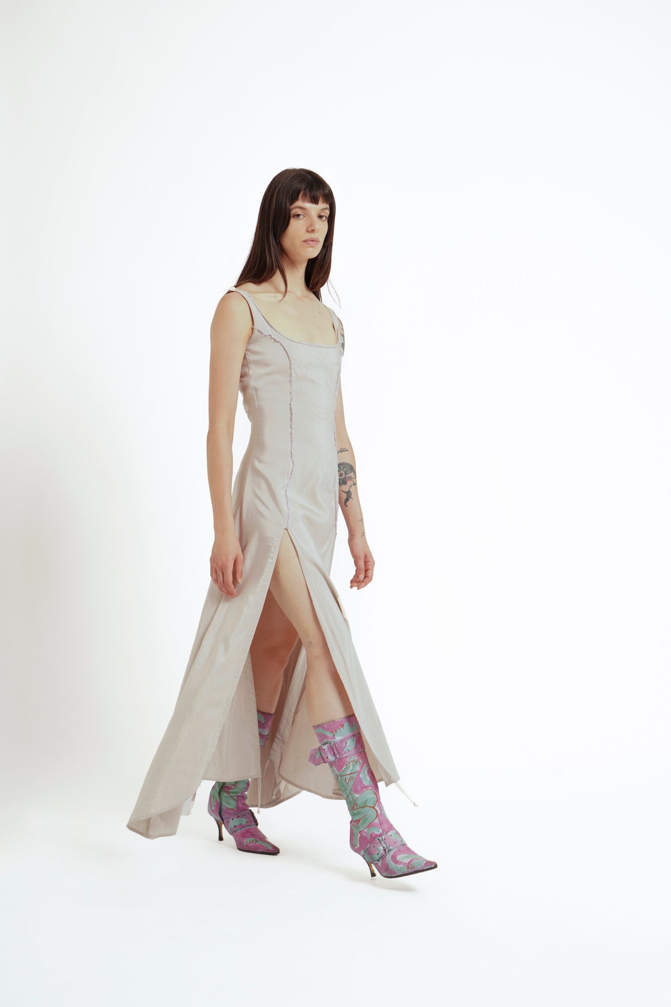 EMBROIDERED DRESS WITH GATHERED SLITS (made to order)